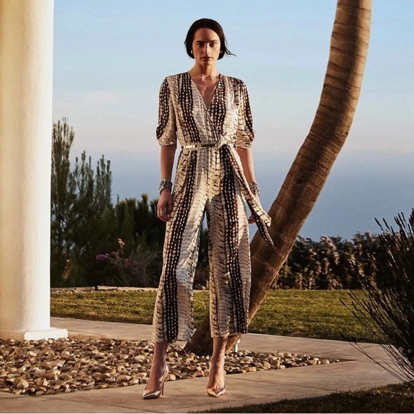 NWT L’AGENCE 70s Japanese Shibori Dyed Short Sleeve Wrap Tie Wide Leg Jumpsuit 2 - Picture 1 of 4